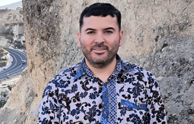 Gazeteci ve Yazar Uğur Ekinci Kimdir? Hakkında En Çok Merak Edilenler Nelerdir?