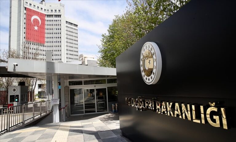 Sağlık Bakanlığı’ndan Büyük İstihdam Hamlesi! 8000 İşçi Alımı İçin İŞKUR Başvuruları Açıldı!