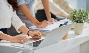 Lise Mezunlarına Sınavsız Fırsat! İŞKUR Üzerinden 900 Büro Memuru Alımı Yapılacak