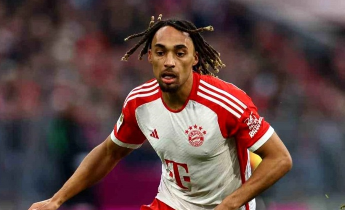 Sacha Boey’in Sol Bek Şoku Bayern Münih’te Beklenmedik Bir Başlangıç