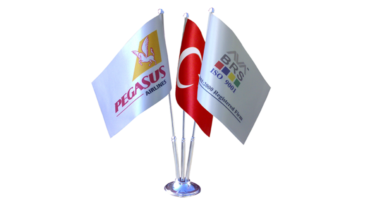 Masa Bayrağı Değer Katan Görünüm Veriyor